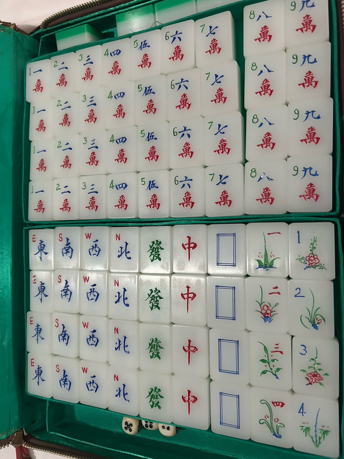 Vintage 1940s – 1950’s Hand Carved Mahjong Set