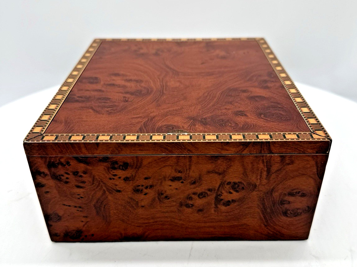 Coldwater Creek Deluxe Mexican Train Dominoes Set In Wooden Case