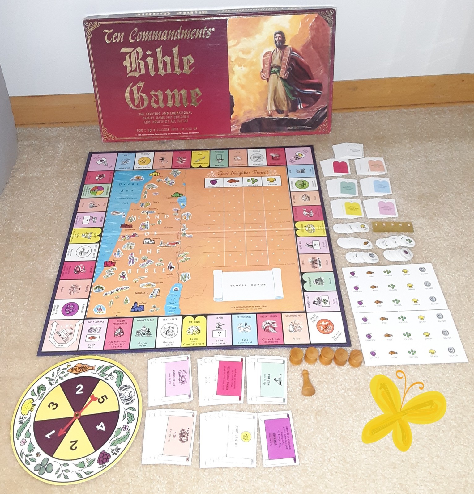 1988 TEN COMMANDMENTS BIBLE THE EXCITING & EDUCATIONAL FAMILY BOARD GAME