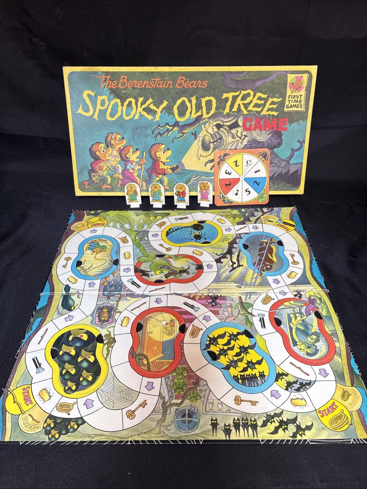 The Berenstain Bears: Spooky Old Tree Board Game 1989 COMPLETE