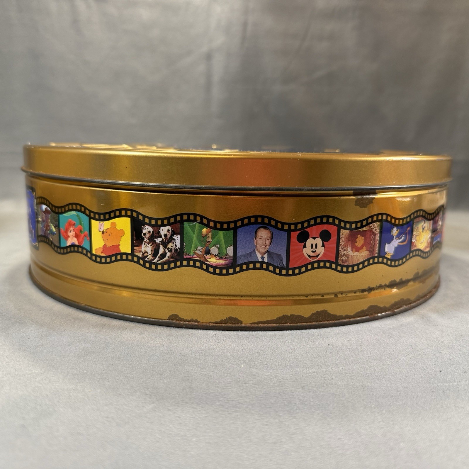 The Wonderful World Of Disney Trivia Game, Gold Tin, 1997 Mattel, Good Condition