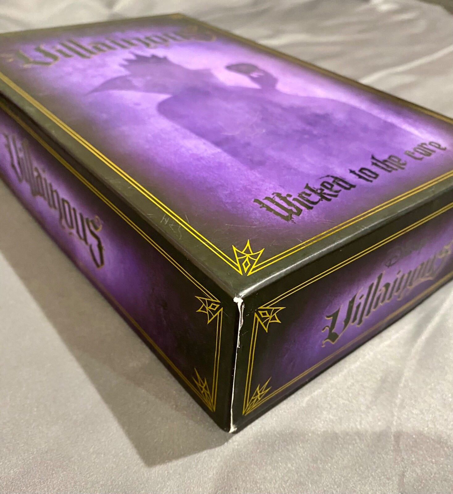 Ravensburger Disney Villainous: Wicked to The Core Board Game – Good Condition