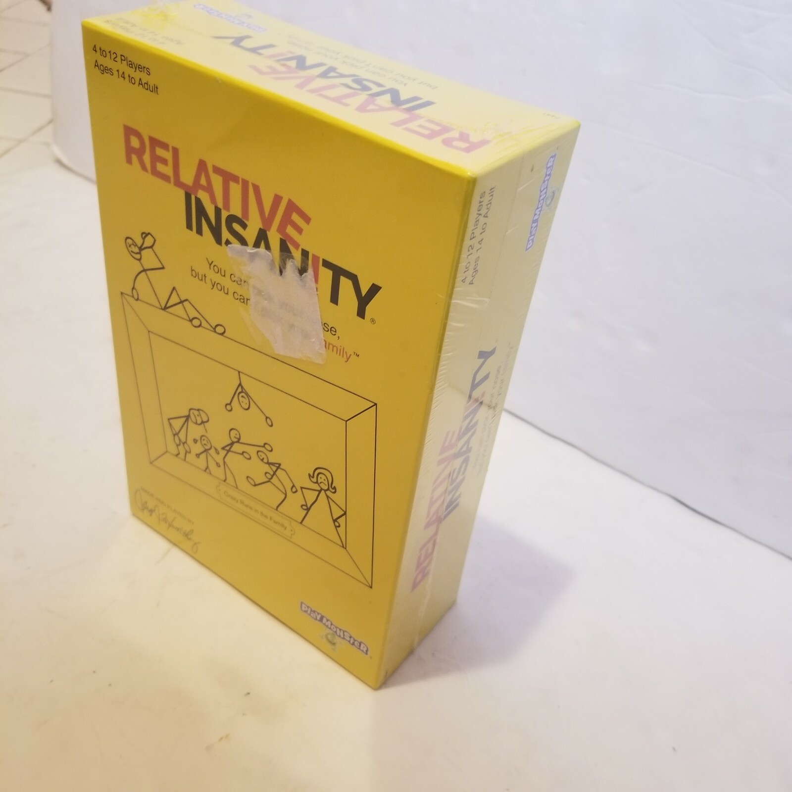 RELATIVE INSANITY Party Game About Crazy Relatives NEW Jeff Foxworthy – Gift
