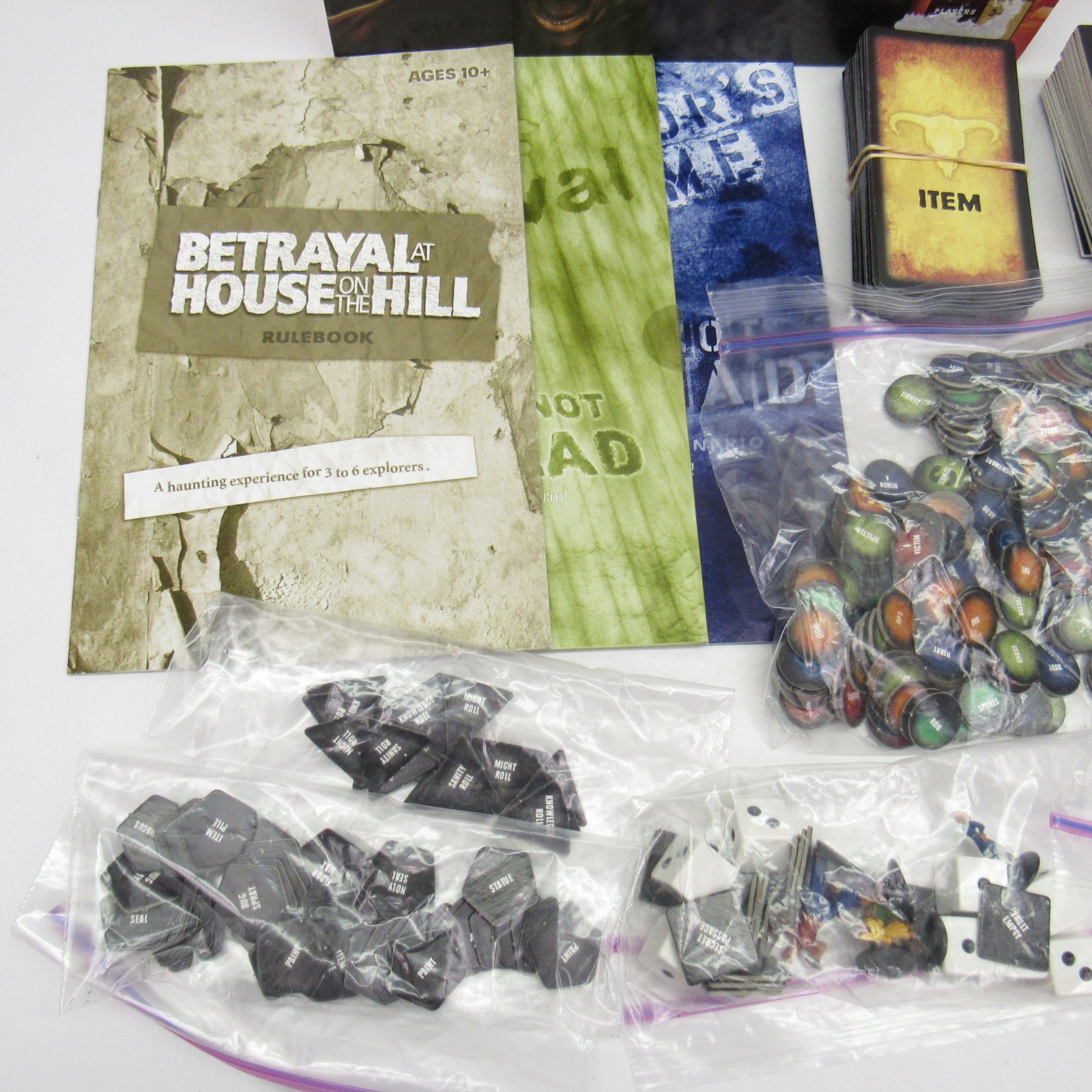 Avalon Hill Betrayal at House On The Hill 2004 1st Edition – Complete