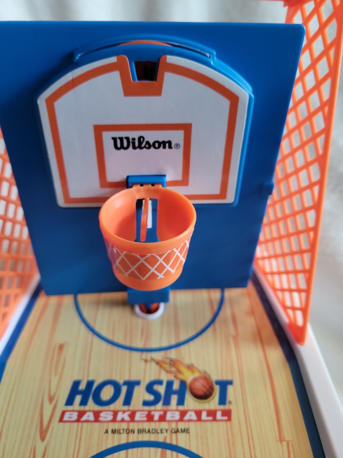 Vintage 1992 Milton Bradley Travel Hot Shot Basketball Game w/ Box