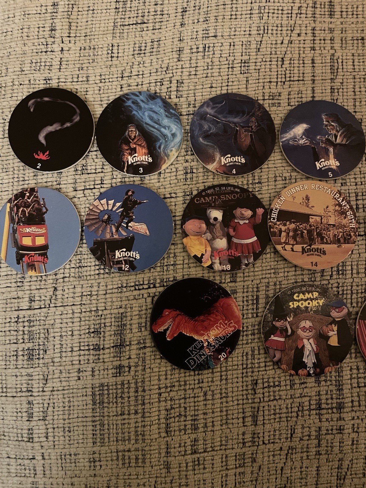 Vintage 1994 Knotts Berry Farms Complete Set Of Pogs (Stored In Sleeve)