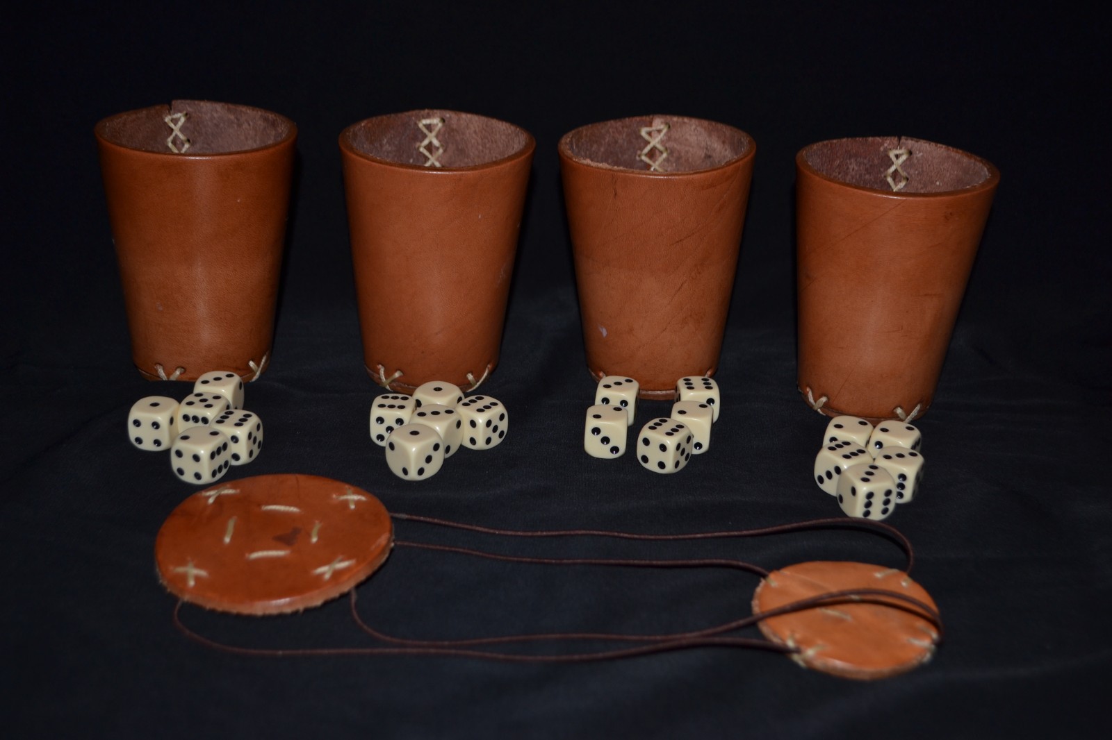 Liars Dice Game Leather Cups Dice Set NEW Disenos Madrid Spain