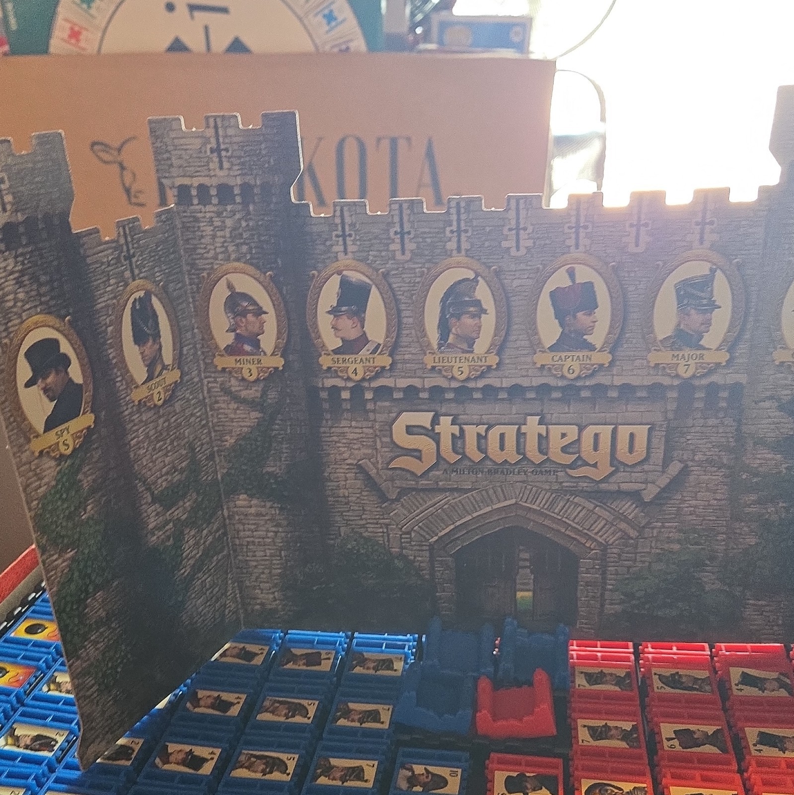 Milton Bradley Stratego Board Game Complete 2P 8+ 1996 80 Pieces MPN 4714