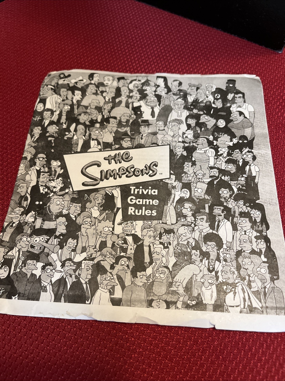 2000 The Simpsons Trivia Game in Collector Tin Complete
