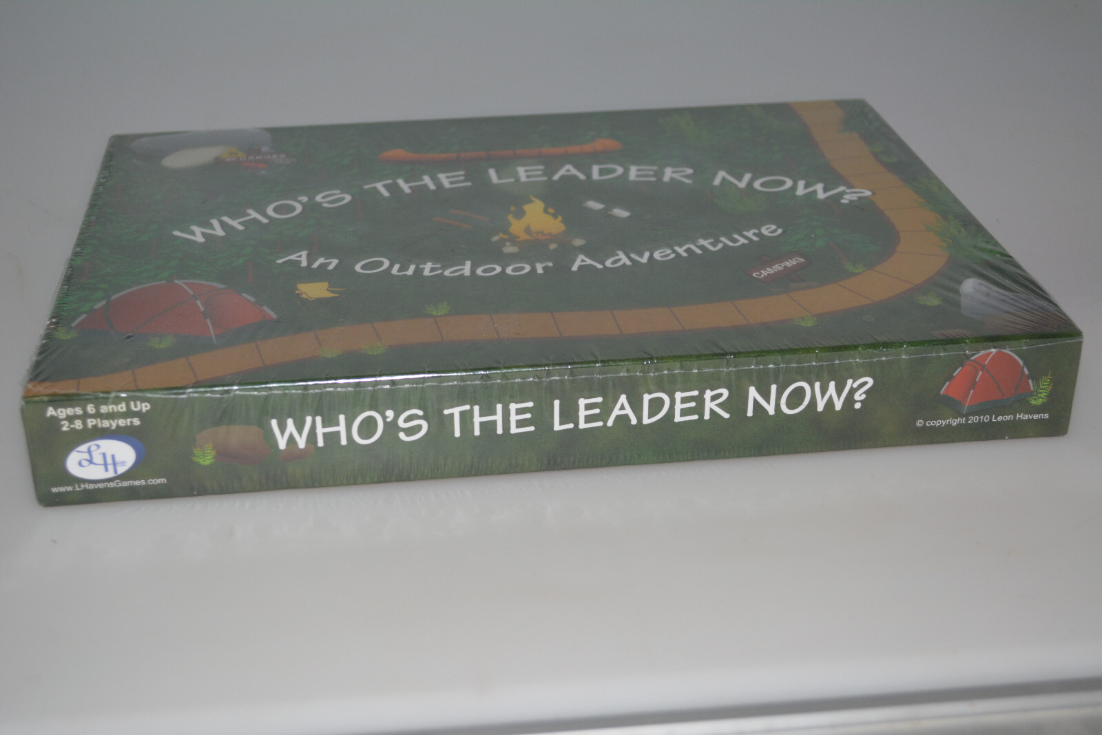 WHO’S THE LEADER NOW AN OUTDOOR ADVENTURE GAME AGES 6 & UP 2 to 8 PLAYERS SEALED