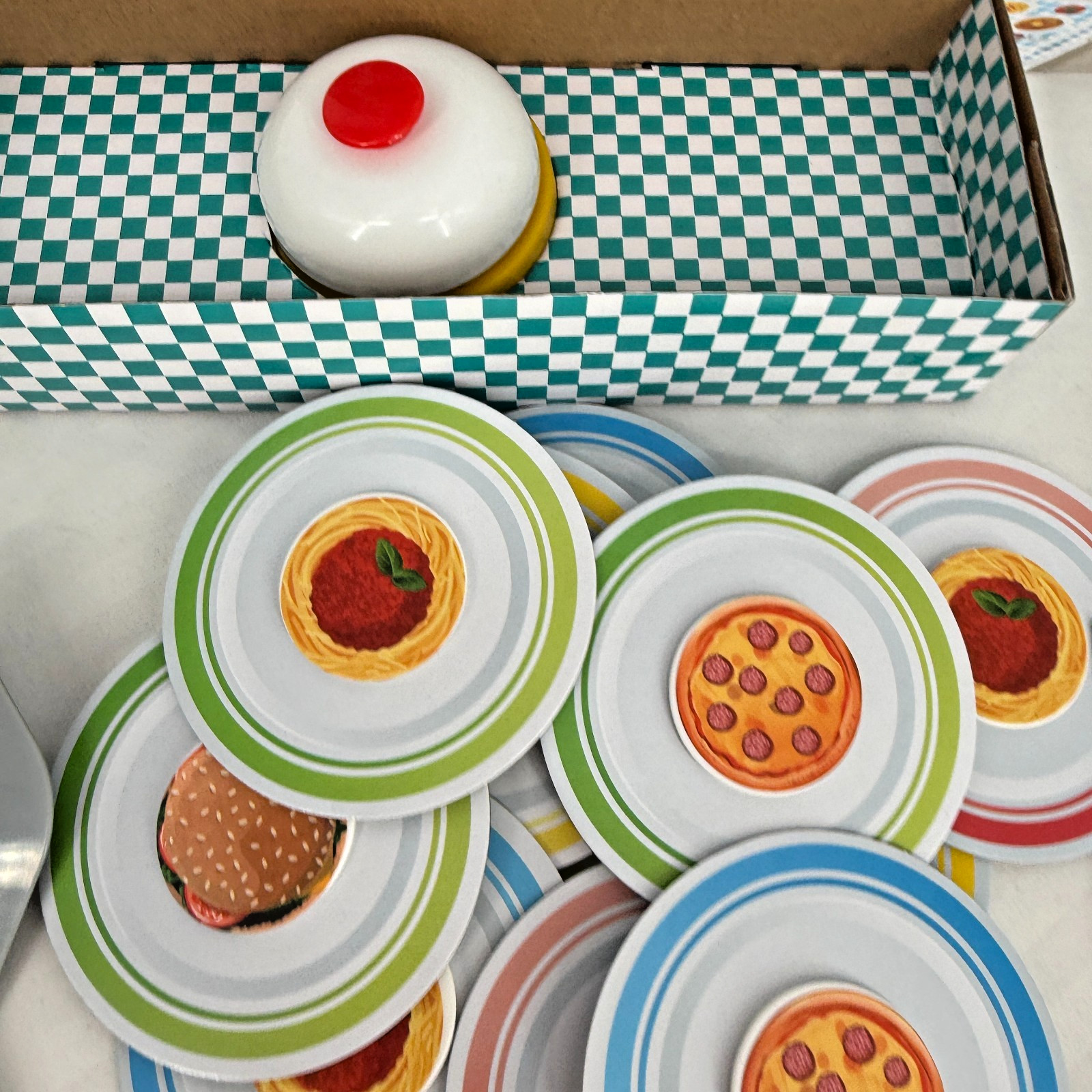 YES CHEF! Board Game Fast-Paced Matching Game w/ Bell 100% Complete Briarpatch
