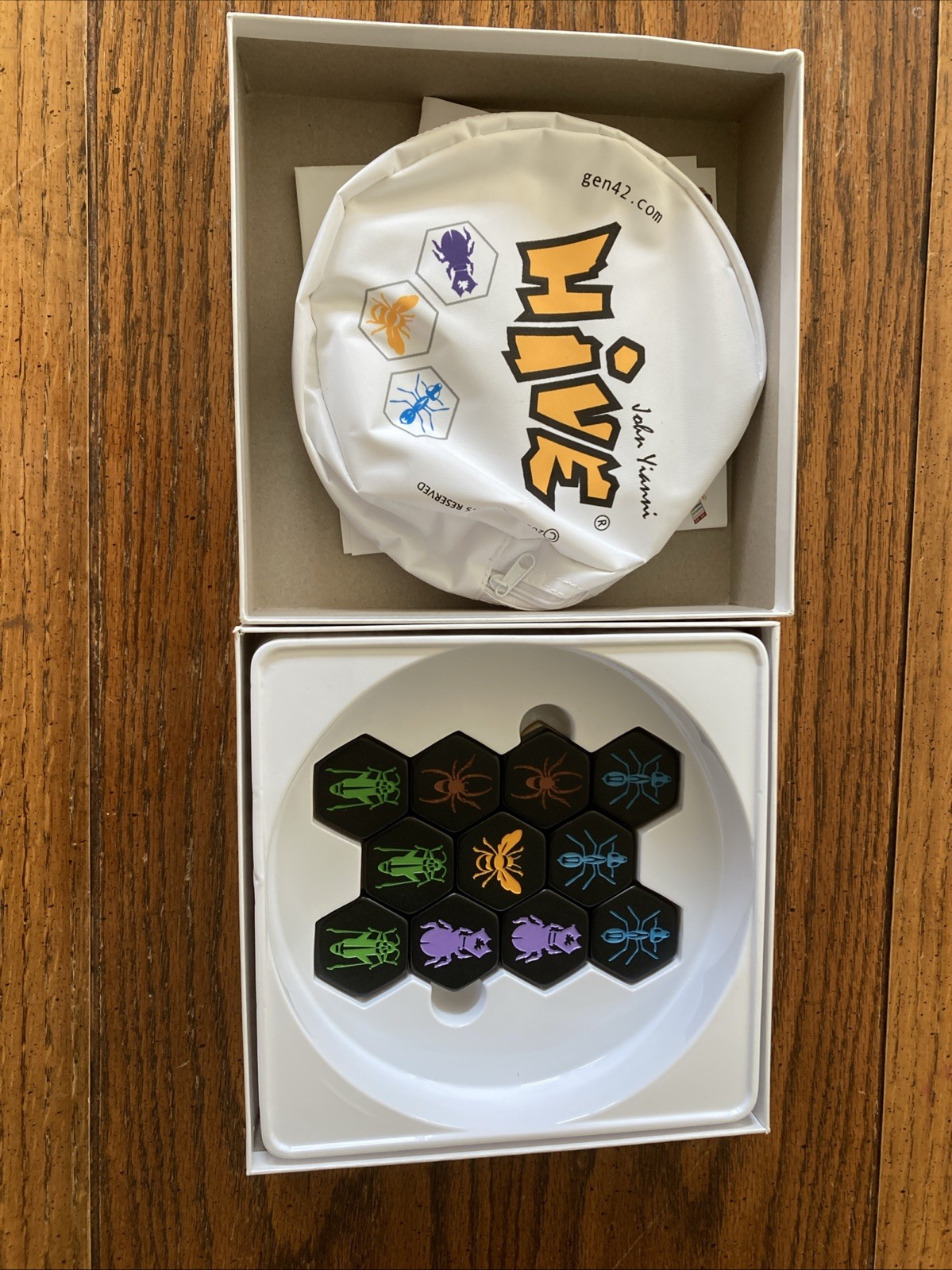 Hive Boardgame John Yianni Smart Zone Strategy Game Crawling With Possibilities