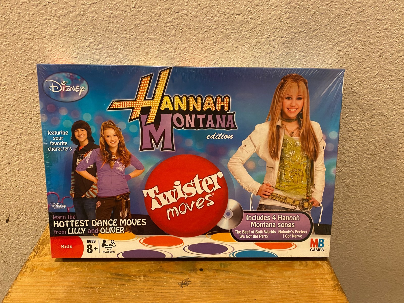 Hannah Montana Twister Moves 2 Mats and 2 CDs Age 8 & Up Disney Brand New Sealed