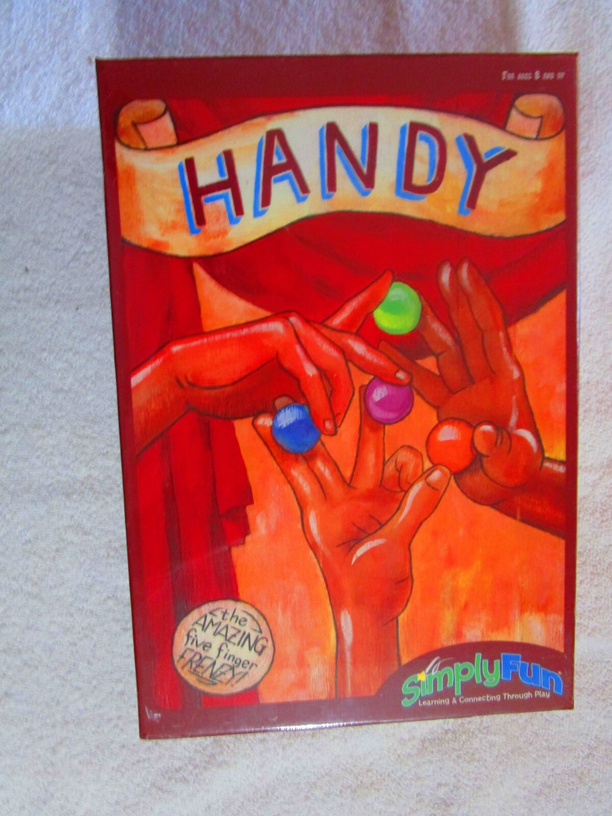 Handy: The Amazing Five Finger Frenzy Game (2005, Simply Fun Games)