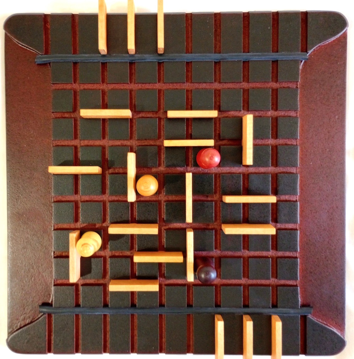Quoridor Board Game, Award Winning, Complete