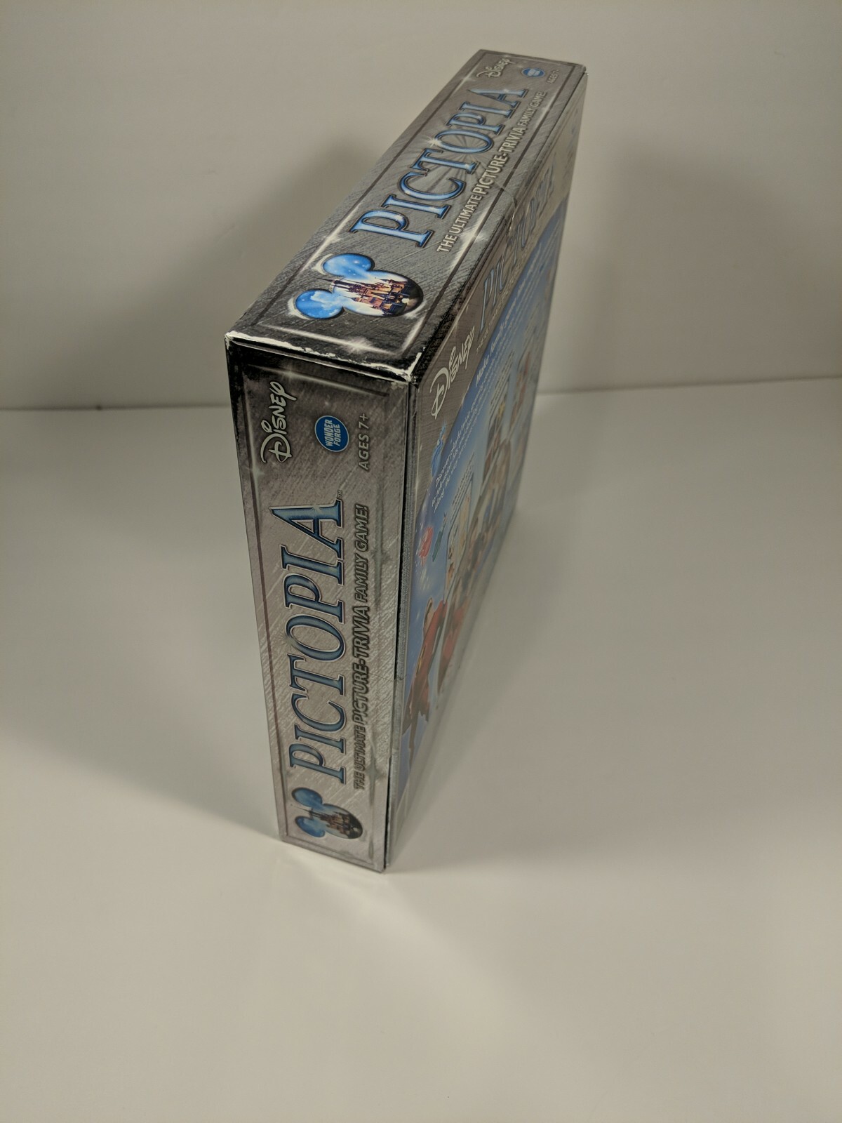 Disney Pictopia – Family Trivia Game: Disney Edition NEW Factory Sealed