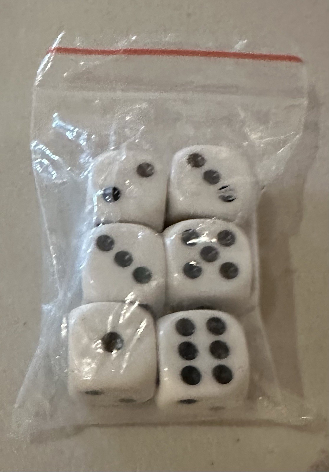 Leatherette Bar Dice Cup And 6 Rounded Corner Dice