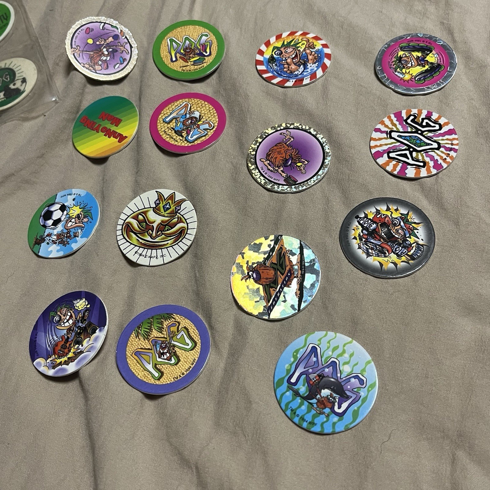 Vintage 1994 World POG Federation Game Set LOT Hologram Foil Thrilla Gorilla