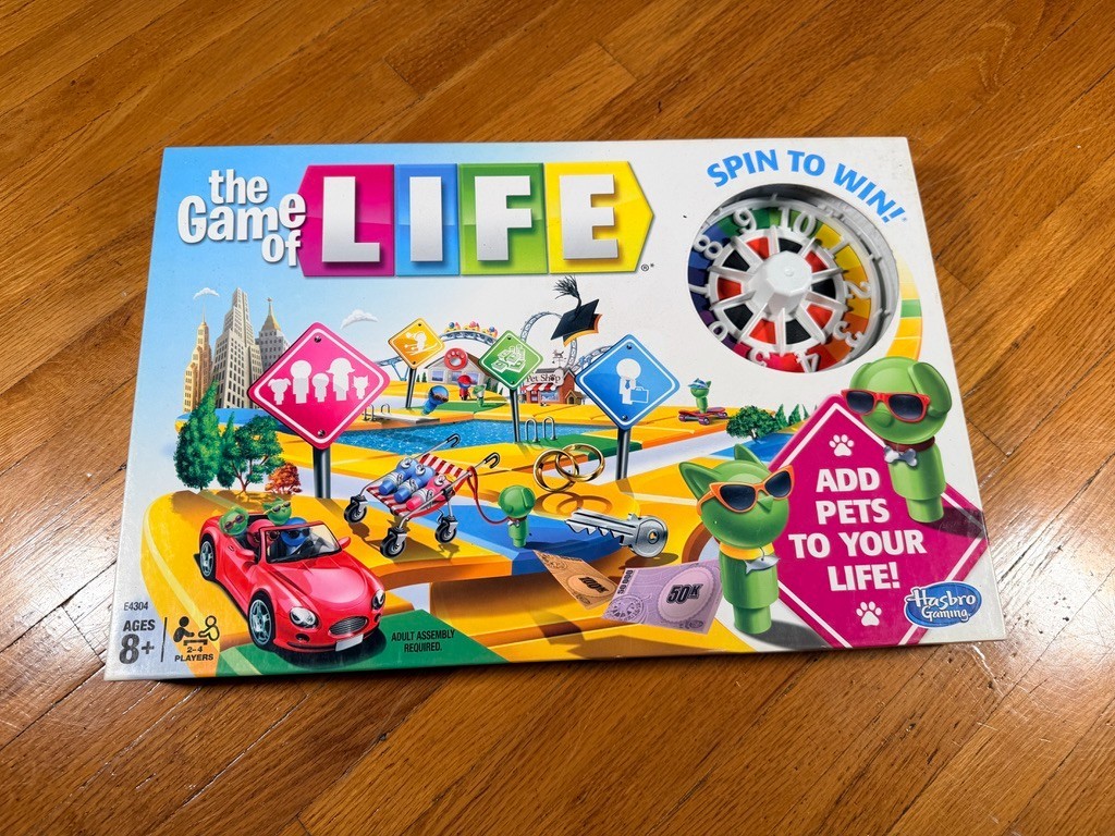 Hasbro The Game of Life Board Game (04000)