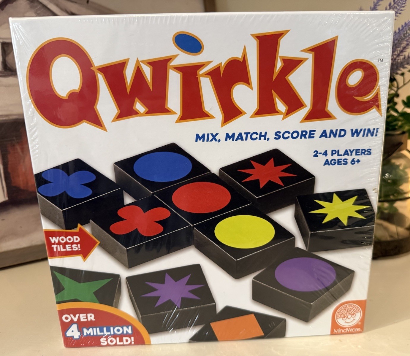 Qwirkle -MIX, MATCH, SCORE & WIN GAME-NEW SEALED