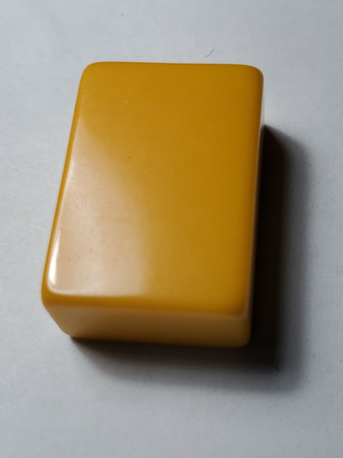 VINTAGE MAH JONG TILES CHINESE BAKELITE 1 1/4″ tall 7/8″ wide 1/2″ thick