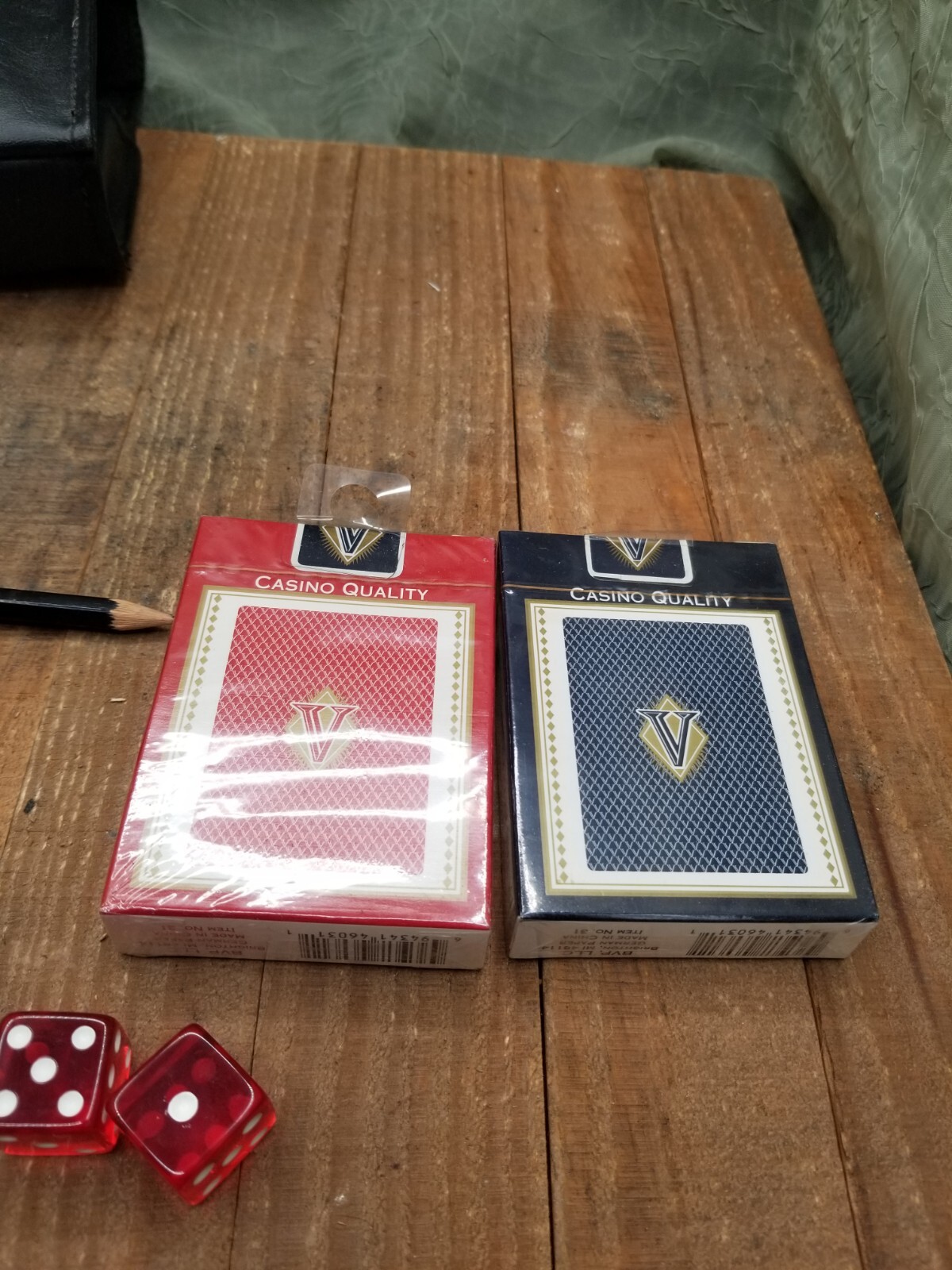 Vintage Duluth Trading Leather Sportsman Game Poker Chips Dice Playing Cards USA