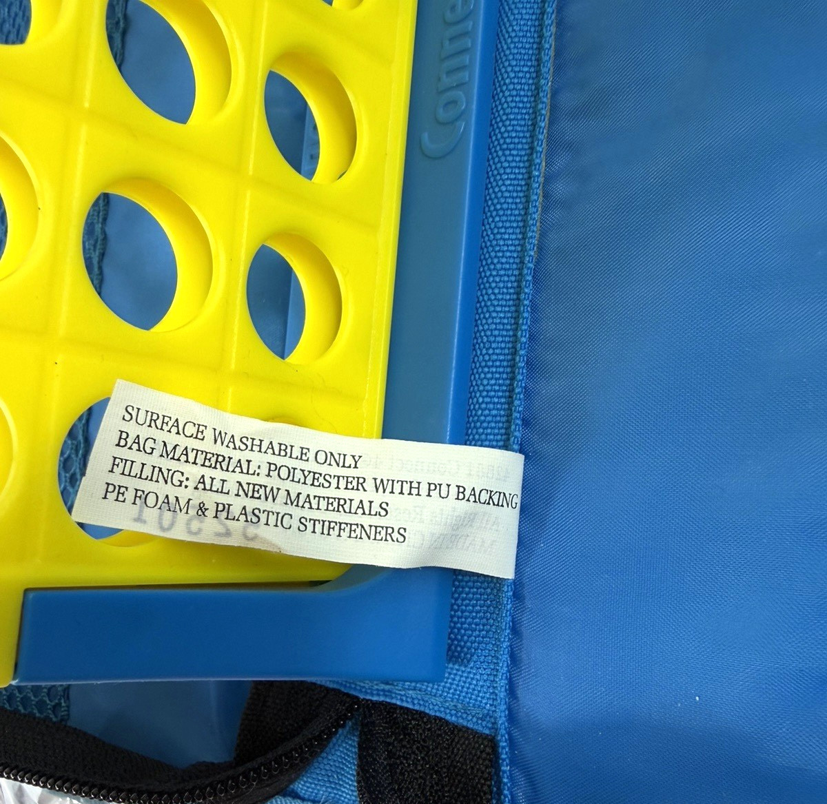 Connect 4 Four Travel Folio Board Game Zipper w Fabric Carrying Case Hasbro