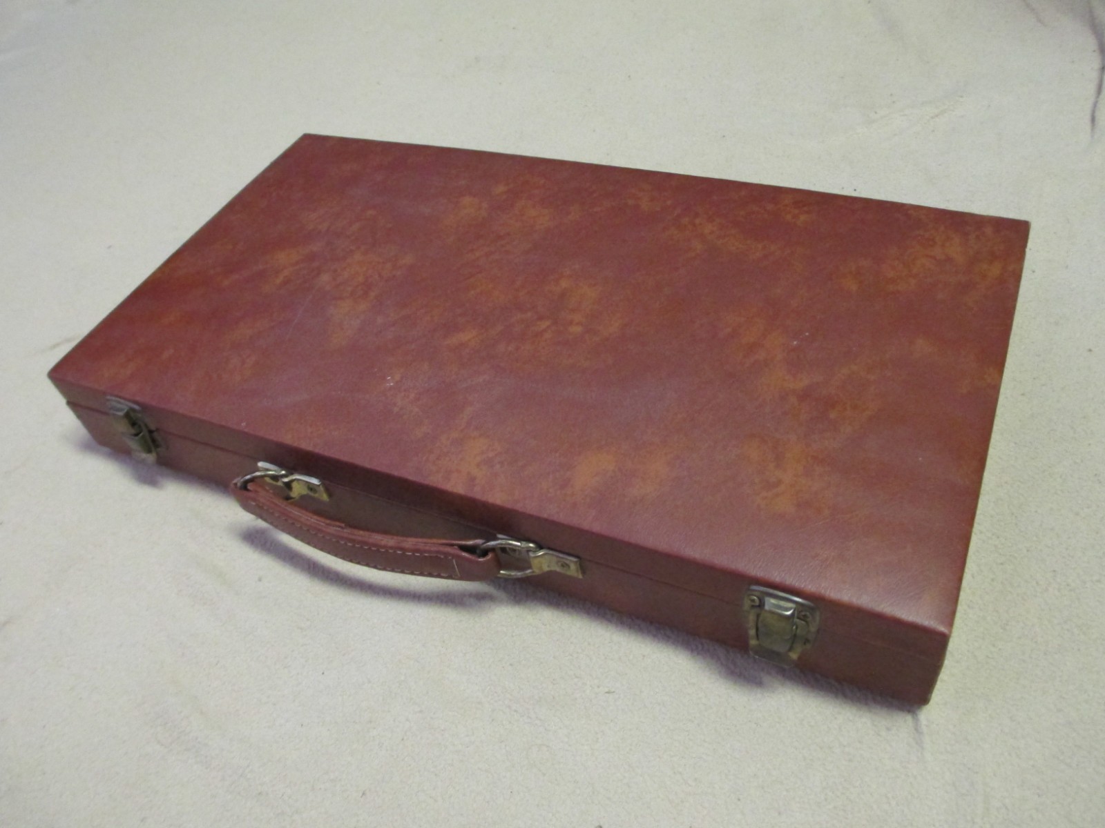 Vintage Mahjong Rummy tile set, 106 in case, 3 trays