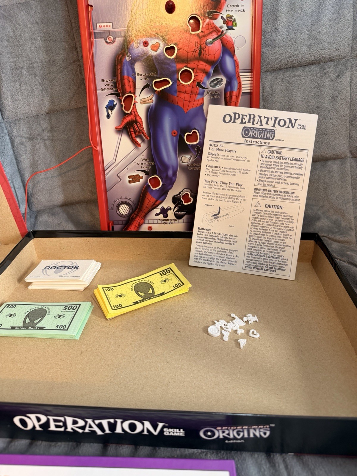 Spider-Man Origins Operation Board Game Marvel Milton Bradley Working.