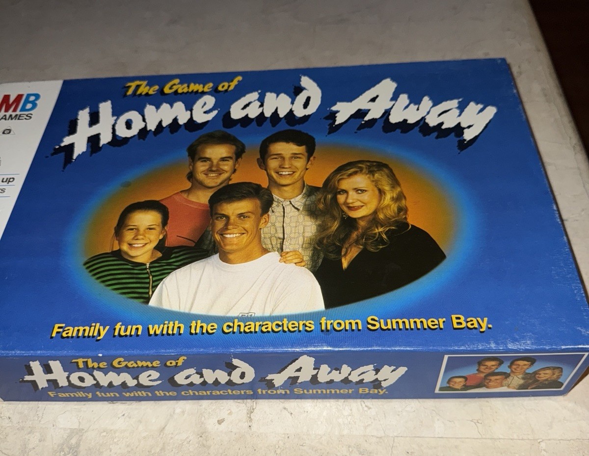 Home & Away Australian TV Show Board Game W/Characters From Summer Bay Complete