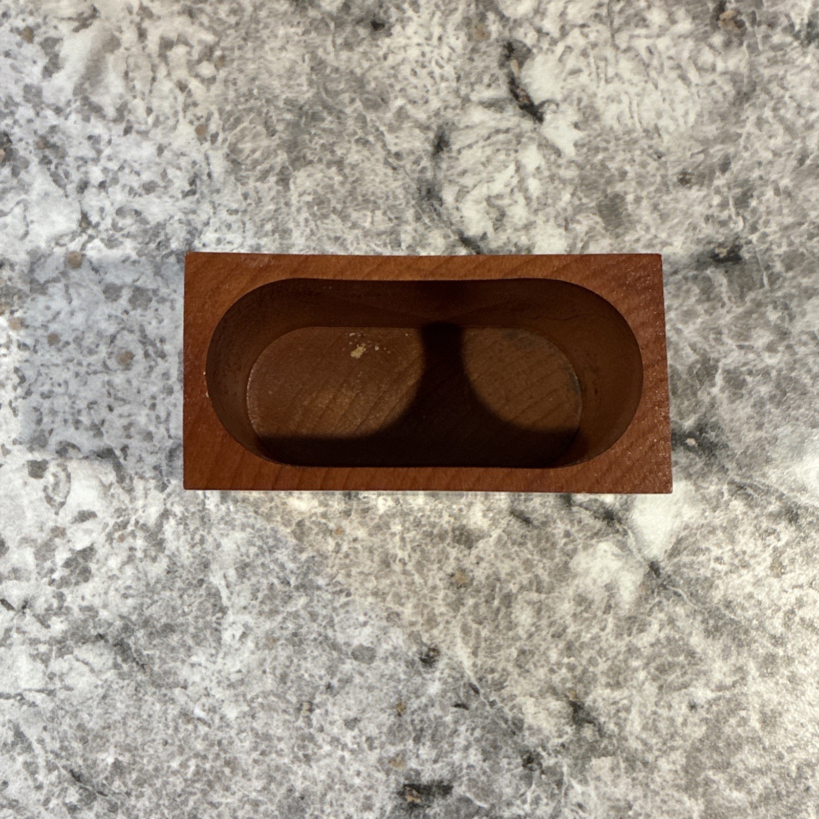 Michael Graves Design YAHTZEE Game Custom Wooden Box & Cup w/ Score Sheets