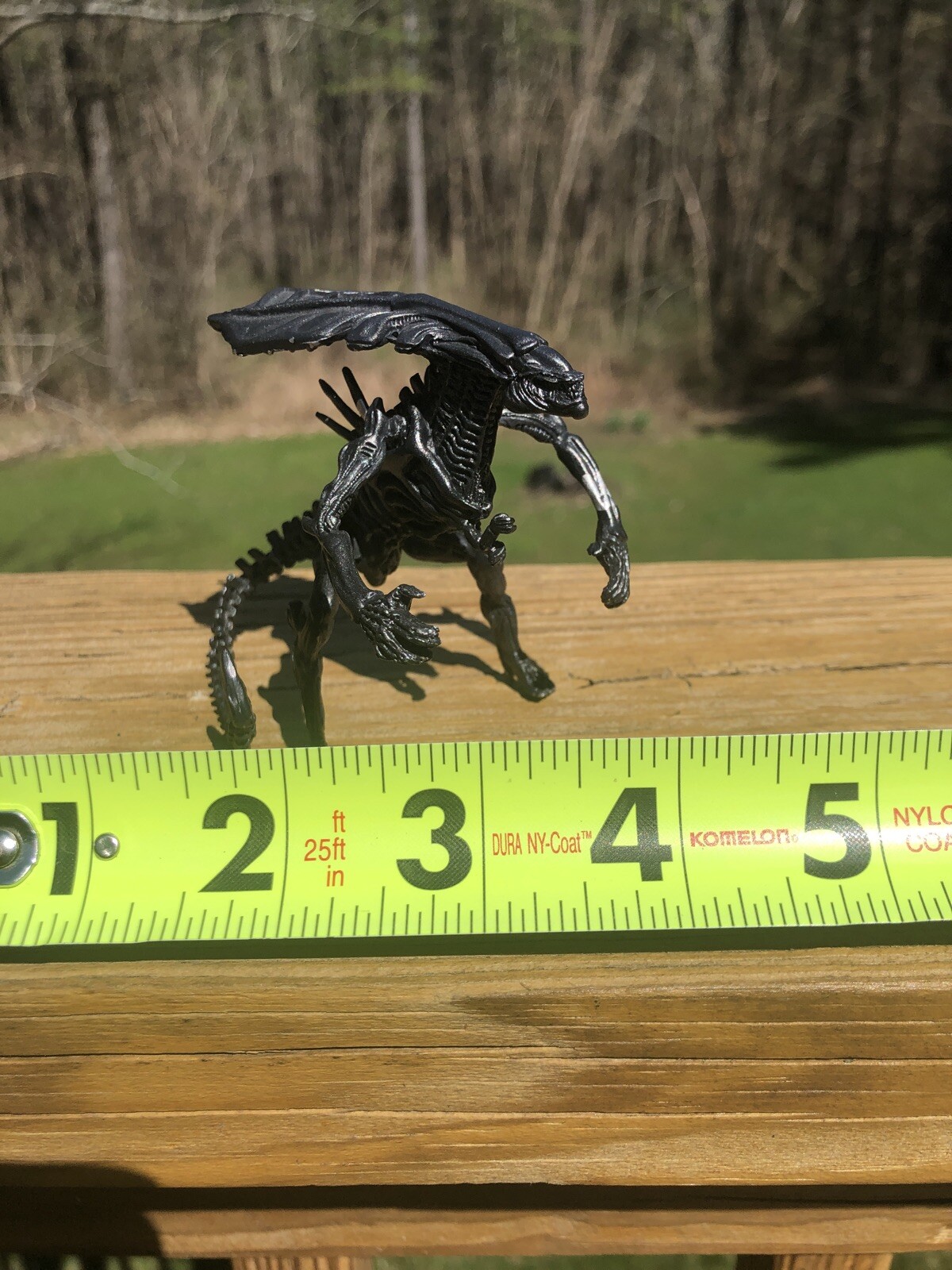 Painted Aliens Miniature Leading Edge Games; Alien Queen 25mm