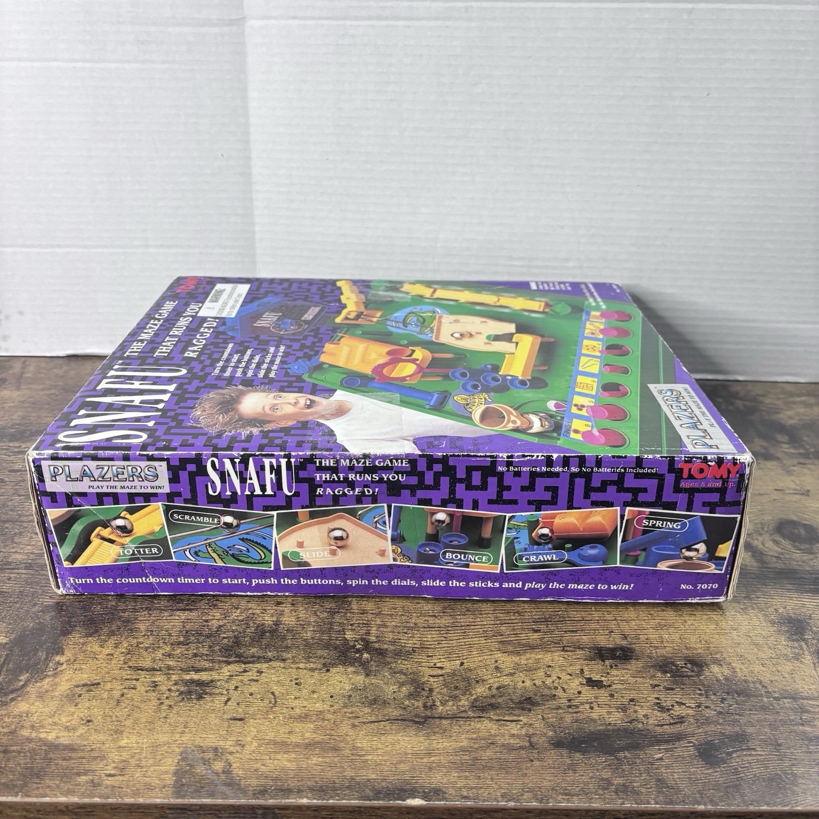 VINTAGE Snafu COMPLETE Tomy Screwball Scramble Run Yourself Ragged Marble Maze