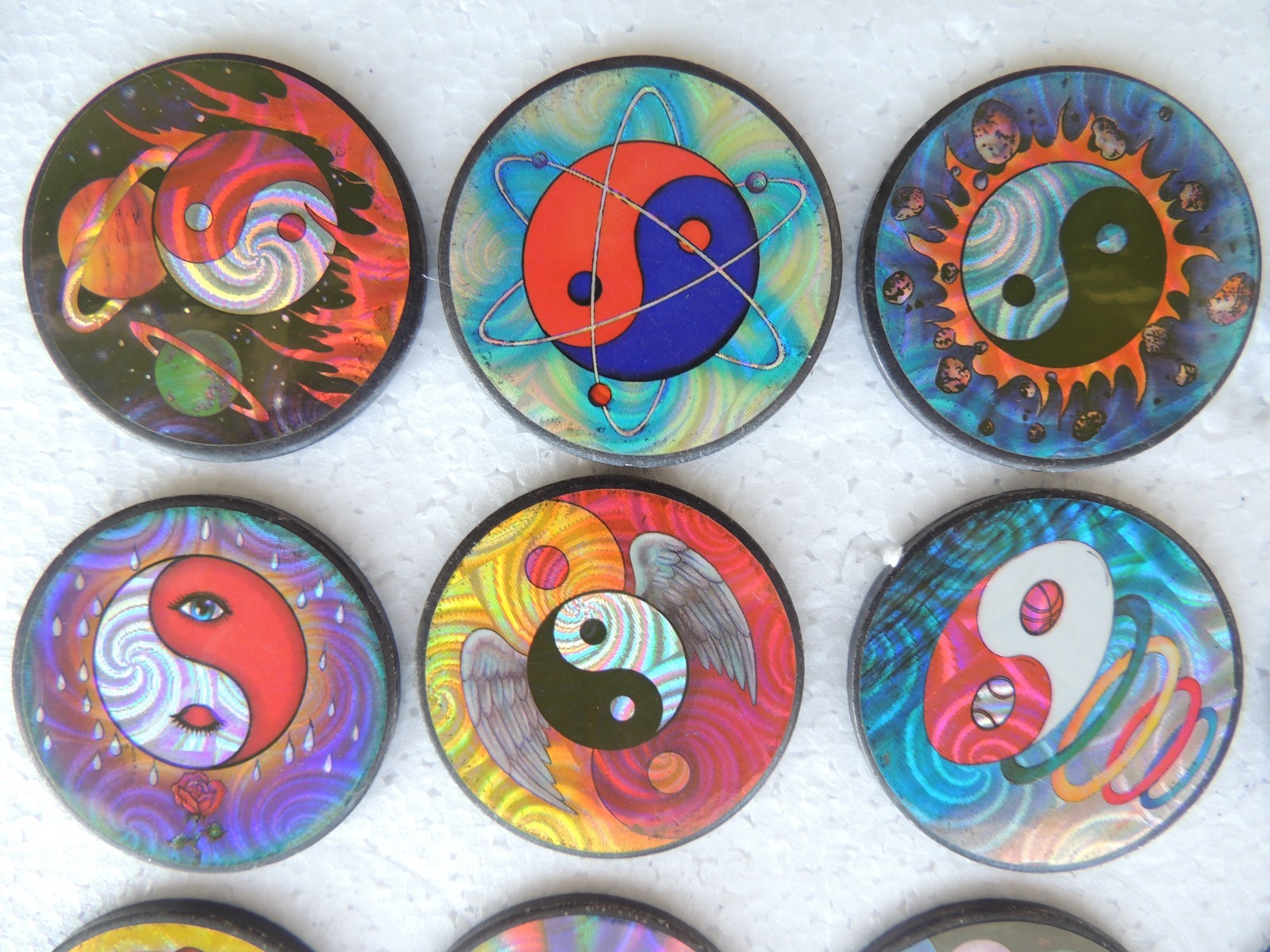 POGS SLAMMERS #SL-14 VINTAGE 90’S LOT OF 22 METAL 8-BALL YING-YANG C-PICS