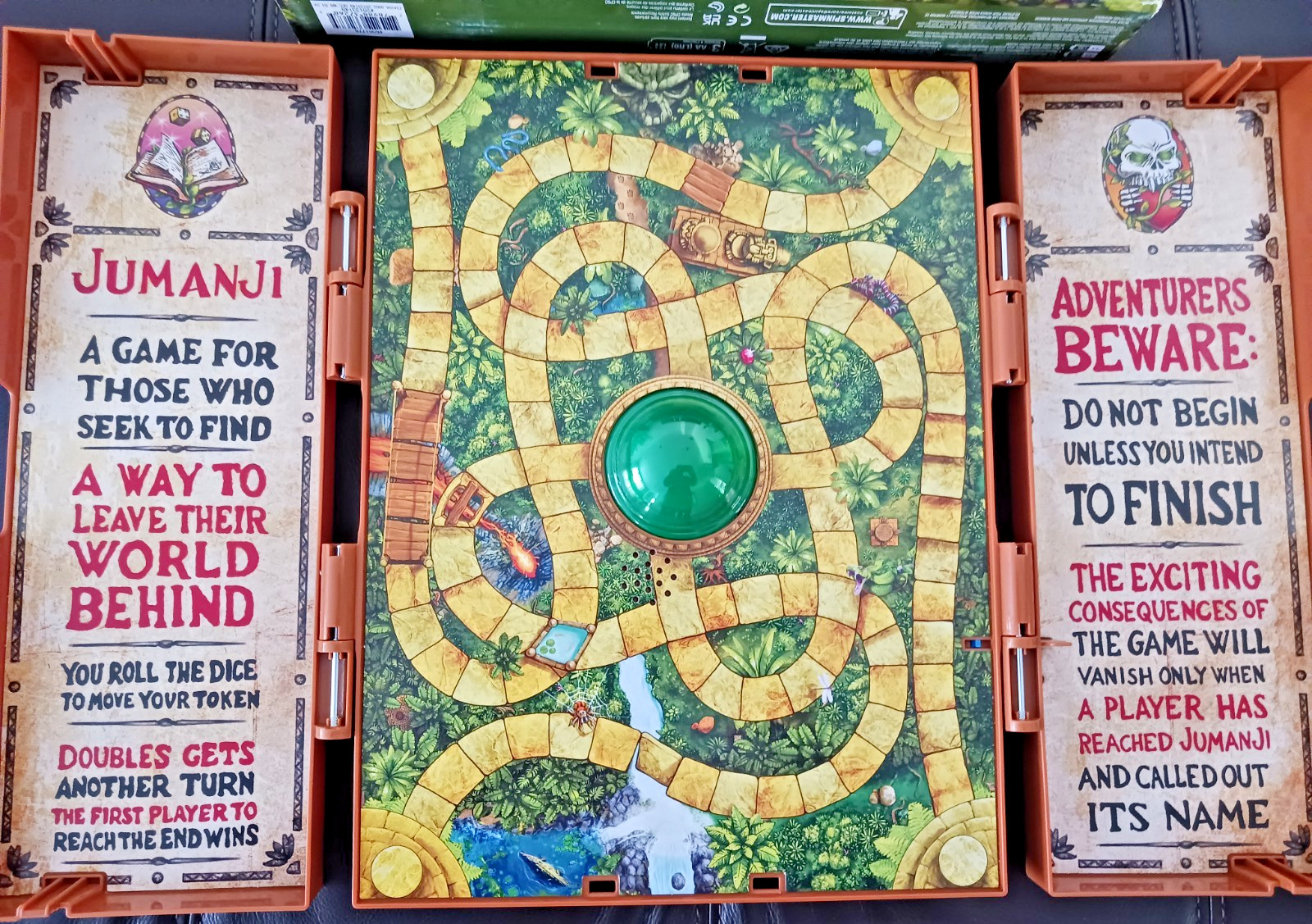 JUMANJI DELUXE ELECTRONIC BOARD GAME IN ORIGINAL BOX COMPLETE TESTED WORKS WELL!