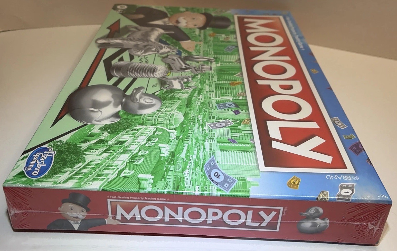 Monopoly Classic Board Game 2017 Token Vote Edition Sealed (C1009)