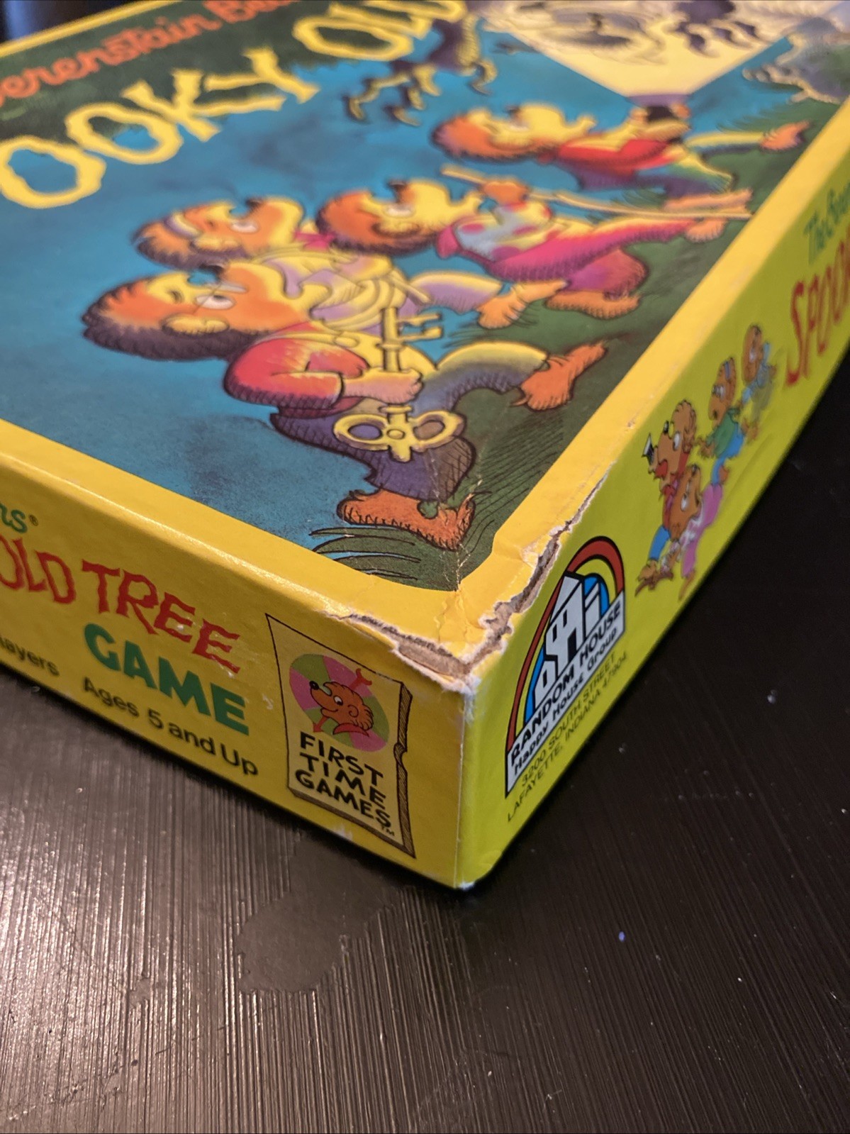 Vintage 1989 The Berenstain Bears Spooky Old Tree Board Game