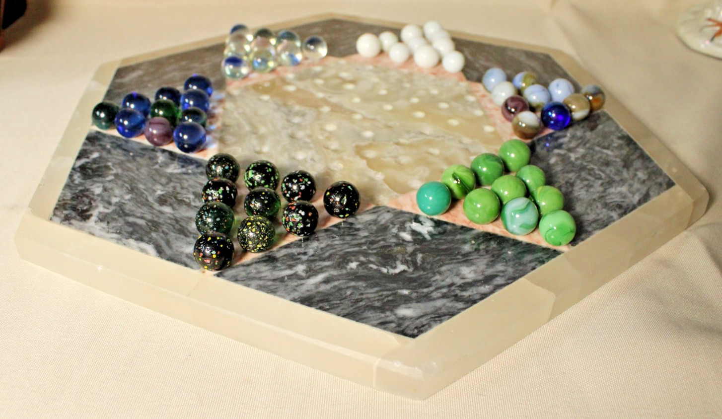 Vintage Quartz Marble Onyx Chinese Checkers Board Natural Stone with VTG Marbles