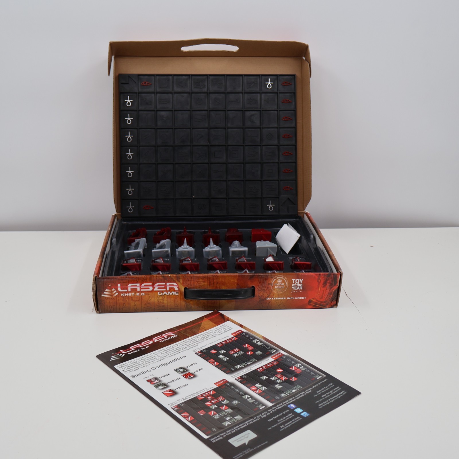Laser Khet 2.0 Board Game Strategy Mensa 100% Complete Tested with New Batteries