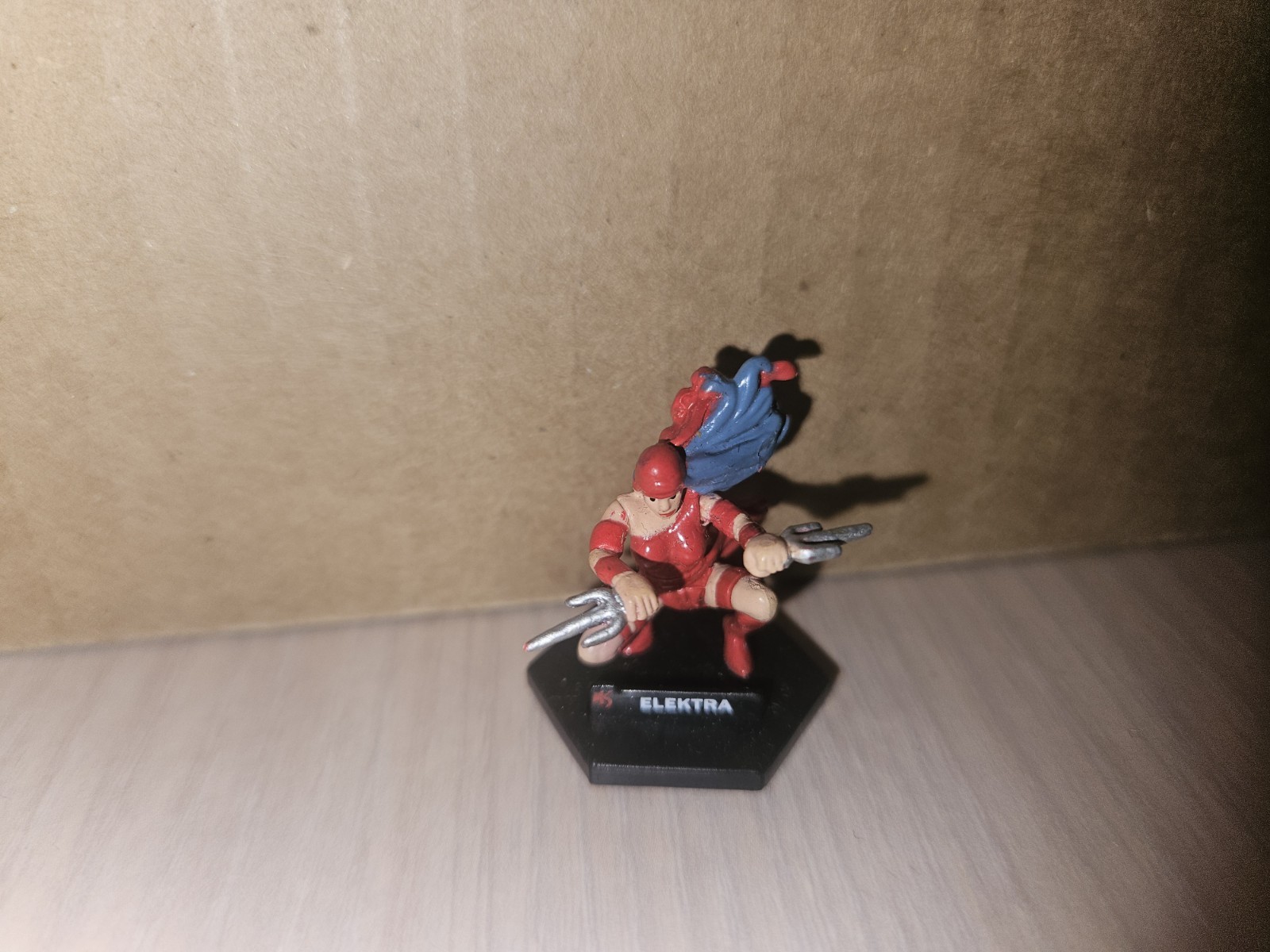 Marvel Battle Dice ELEKTRA 028 Miniature Figure Game Playmates 2006