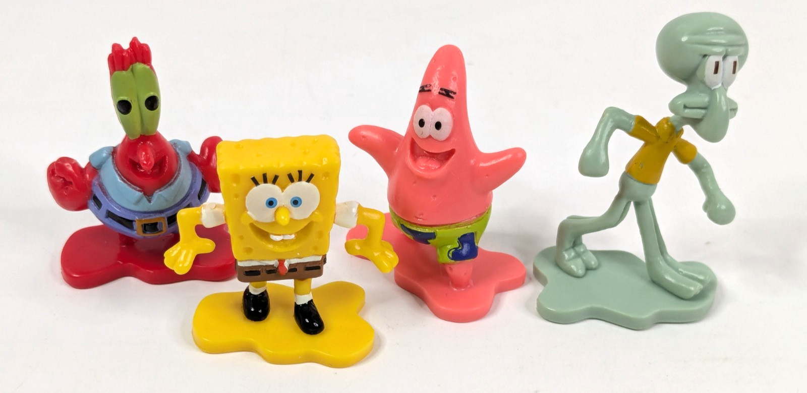 2005 The Game of Life SpongeBob SquarePants Edition Milton Bradley Nickelodeon