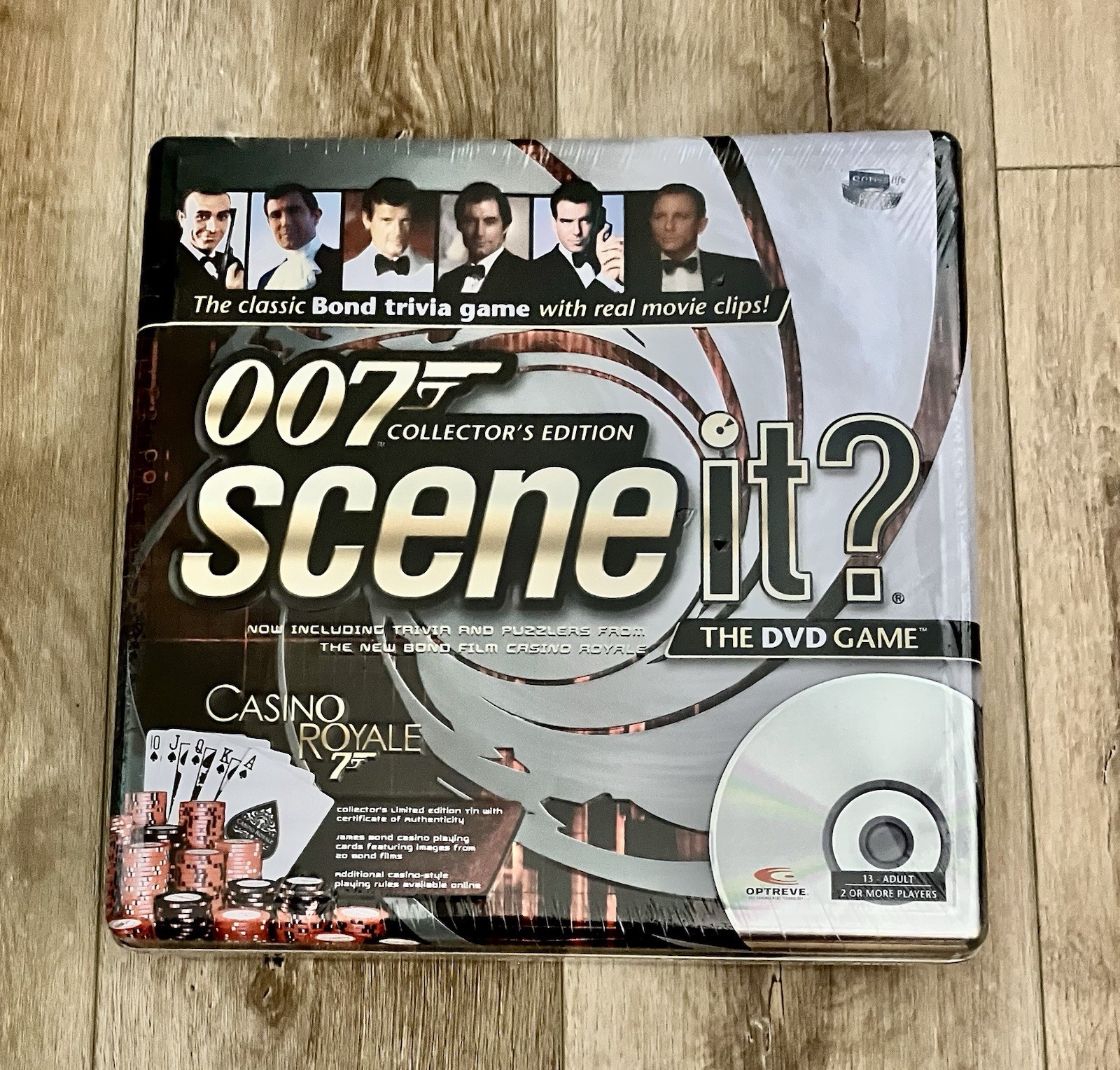 Scene It 007 James Bond Collectors Edition Tin DVD Board Game Casino Royale NEW