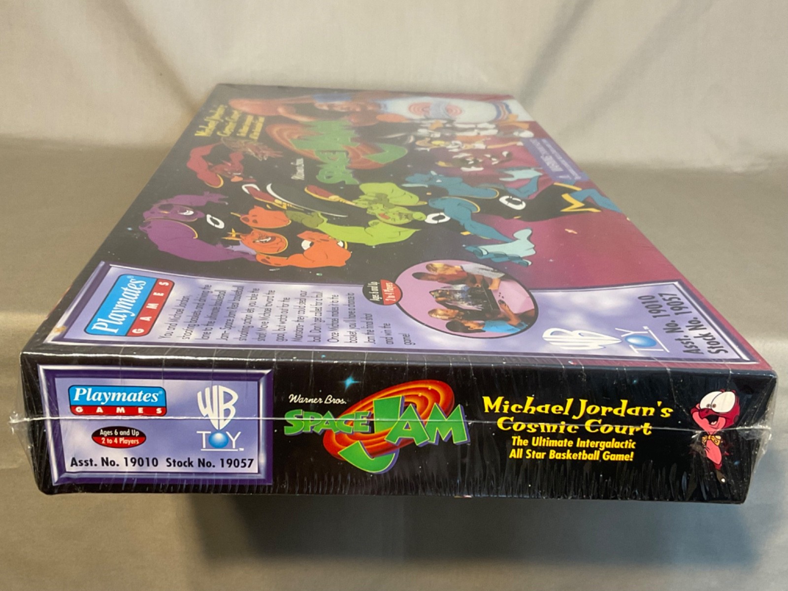 Michael Jordan’s Cosmic Court 1996 Warner Bros. Space Jam Game Brand New SEALED