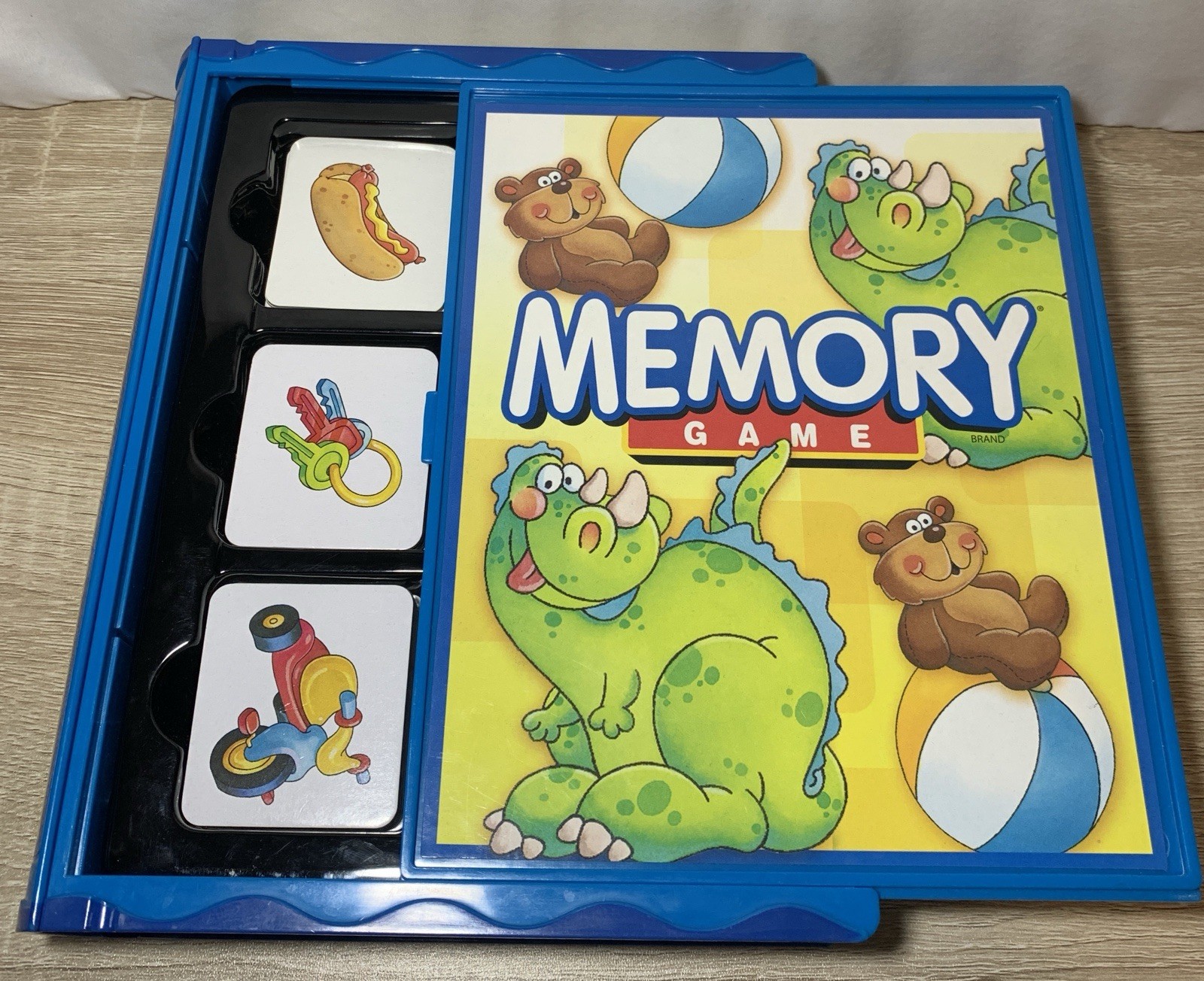 Vintage 2005 Milton Bradley Original Memory Game Bookshelf Case 68/72 Cards READ