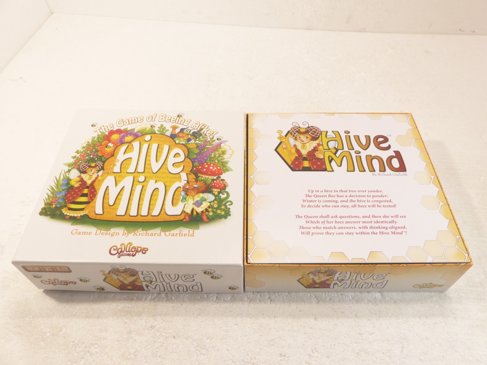 Hive Mind: The Game of Beeing Alike! [1st Edition] 2016 Calliope Board Game NEW!