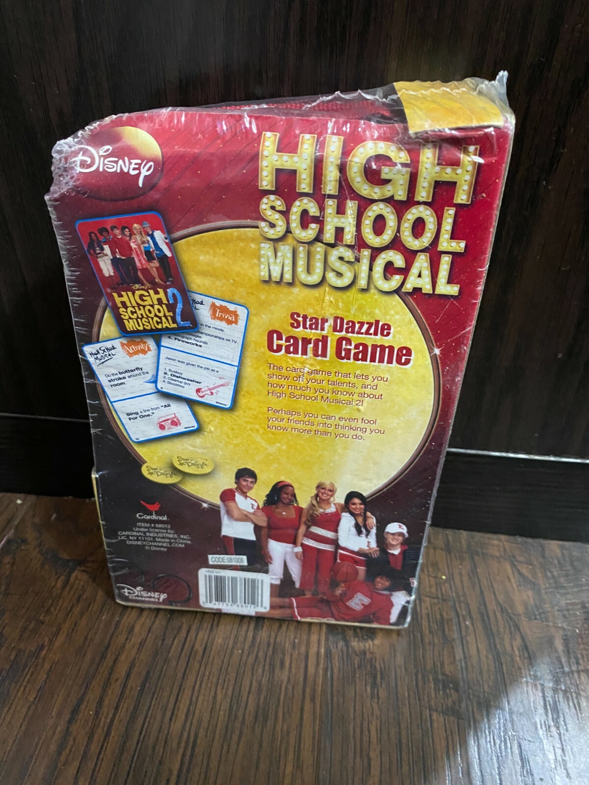 NEW DISNEY HIGH SCHOOL MUSICAL 2 STAR DAZZLE CARD GAME