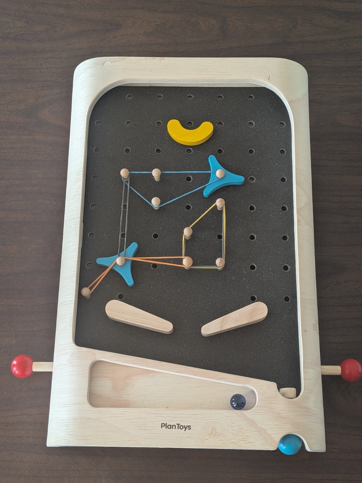 Plan Toys Pinball Ages 3+ 1 player Sustainable Wooden Montessori STEAM Perfect