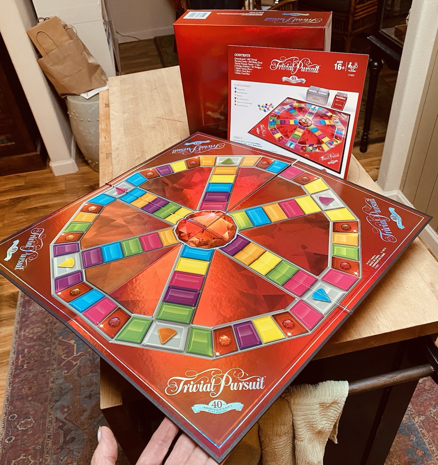 TRIVIAL PURSUIT GAME Hasbro 40th Anniversary RUBY EDITION Never Played Complete