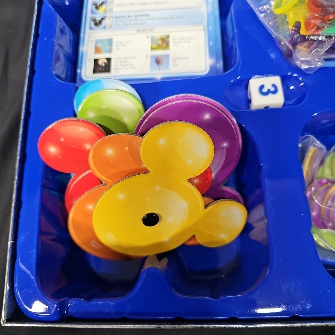 PICTOPIA Disney Edition Picture-Trivia Family Game (No Instructions)