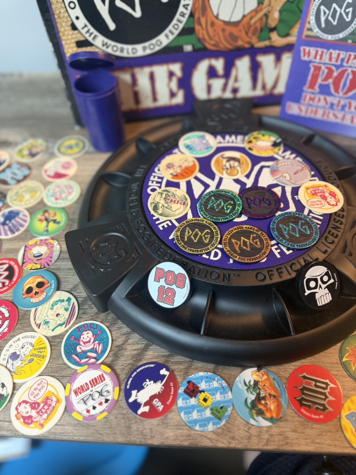 VINTAGE THE WORLD POG FEDERATION POG THE GAME BY MILTON BRADLEY 1994